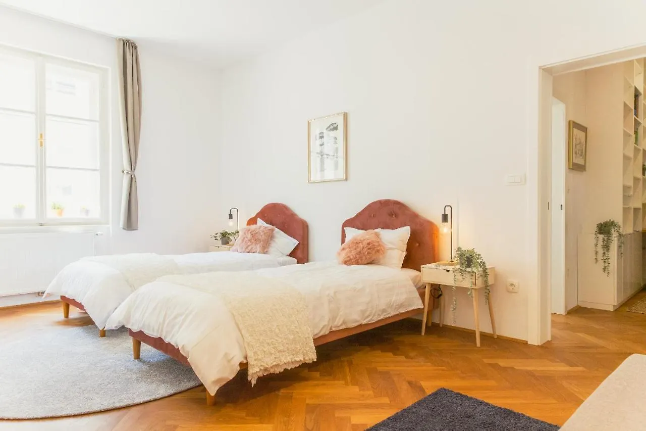 Apartment Top Location City Centre Condo In Historic Building With Free Garage Parking Ljubljana
